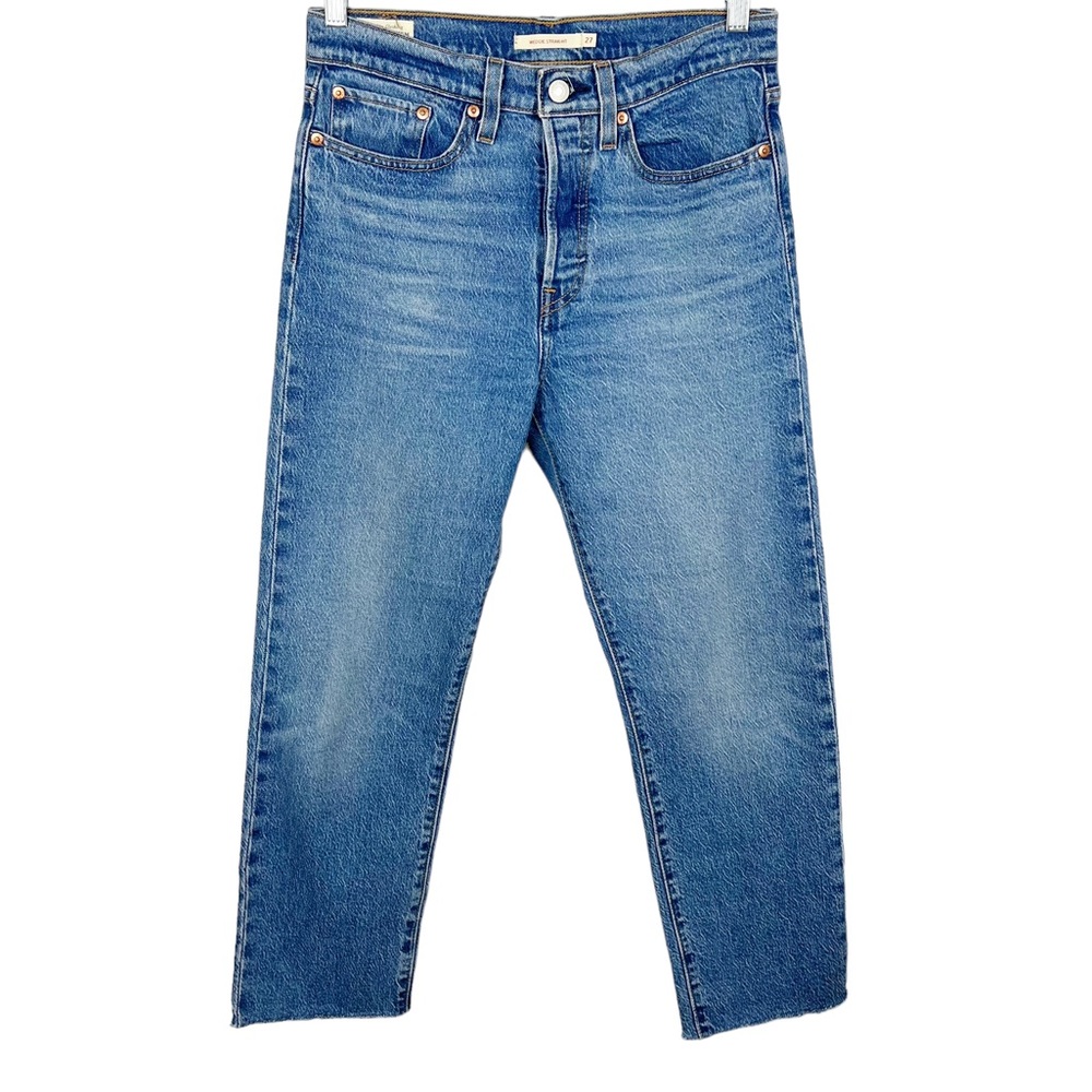 Levi's Wedgie Straight Raw Hem